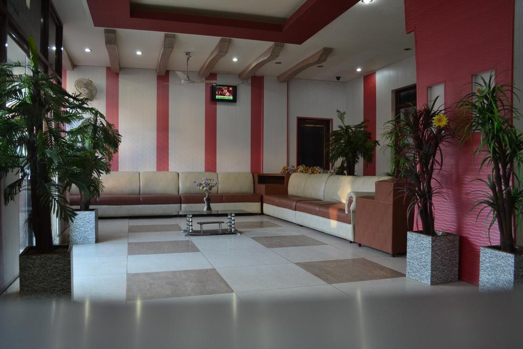 Hotel Atithi International Katra  Εξωτερικό φωτογραφία