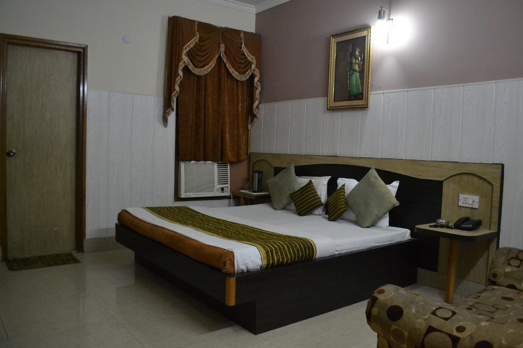Hotel Atithi International Katra  Δωμάτιο φωτογραφία